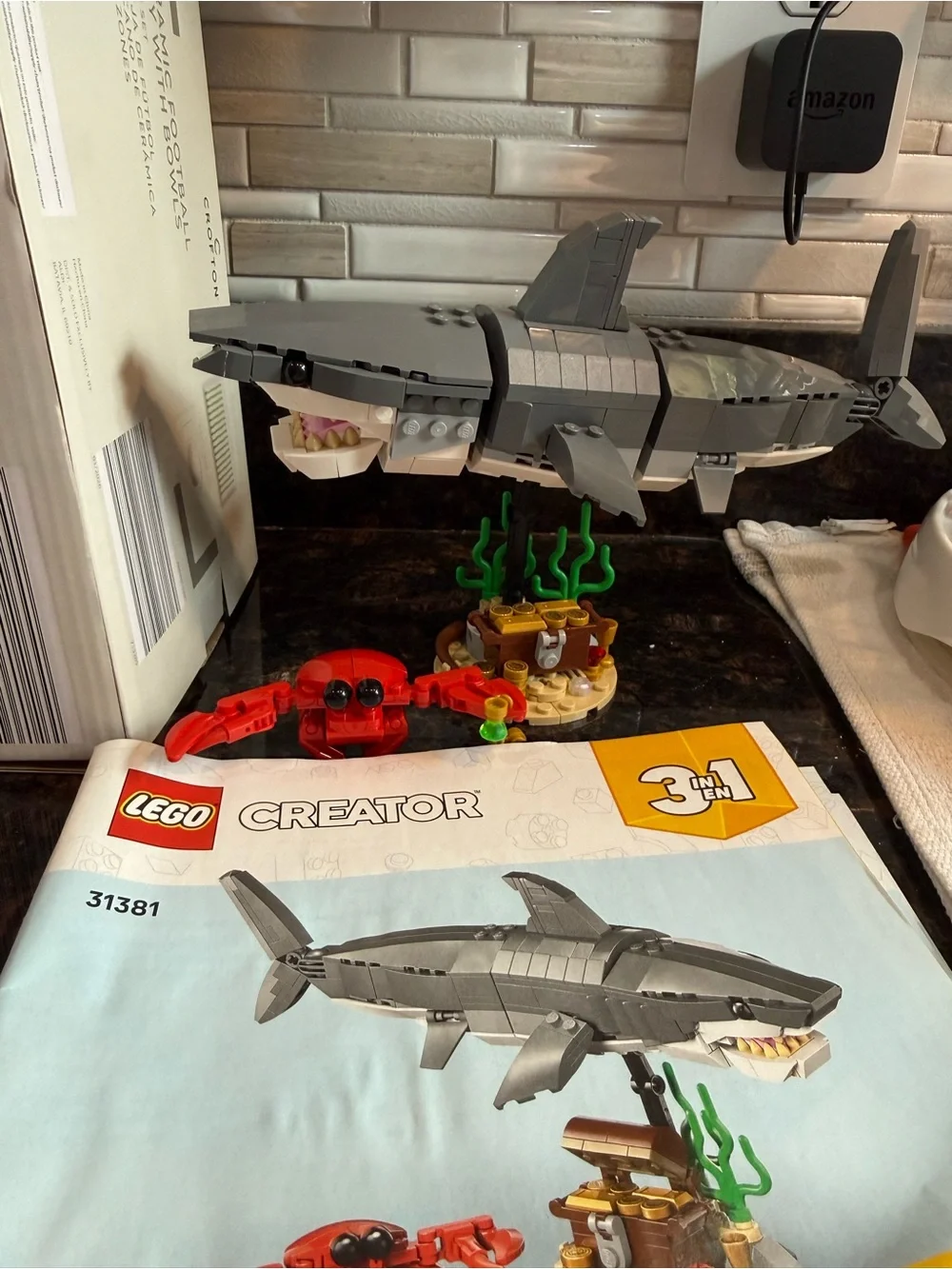 Lego Creator Gray Shark with Red Crab and Green Reef